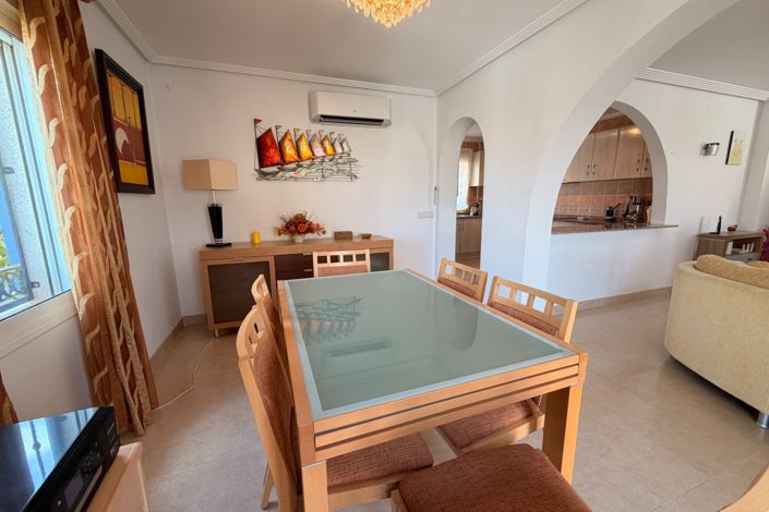 Image No.11-5 Bed Villa for sale