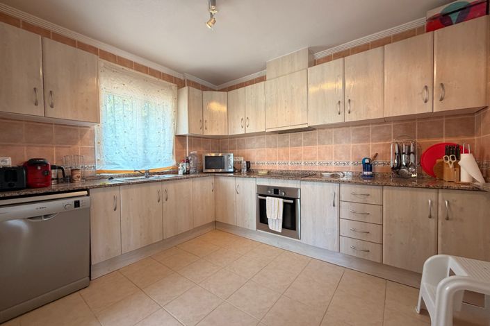 Image No.12-5 Bed Villa for sale