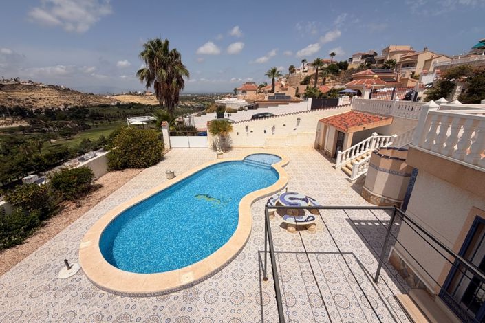 Image No.27-5 Bed Villa for sale