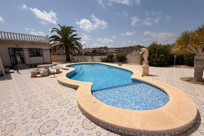 Image No.32-5 Bed Villa for sale