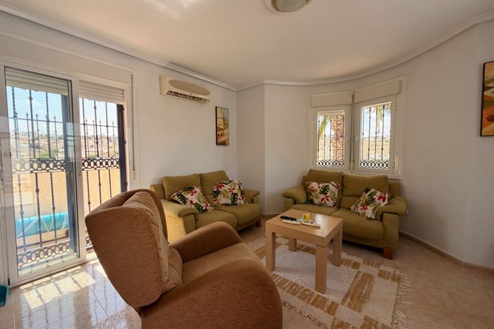 Image No.36-5 Bed Villa for sale