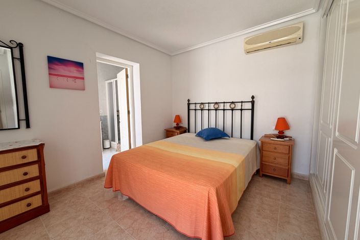 Image No.38-5 Bed Villa for sale