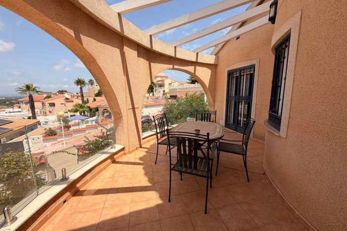 Image No.7-5 Bed Villa for sale