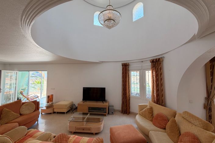 Image No.9-5 Bed Villa for sale