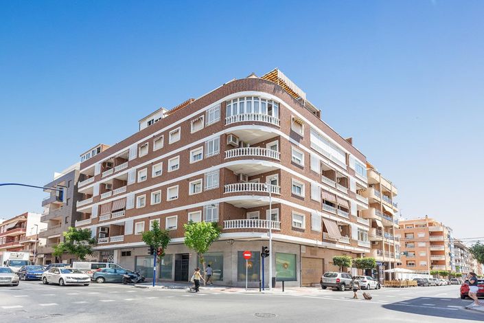 Image No.3-Commercial à vendre à Torrevieja
