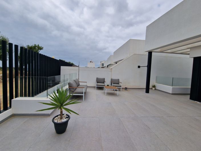 Image No.24-4 Bed Villa for sale