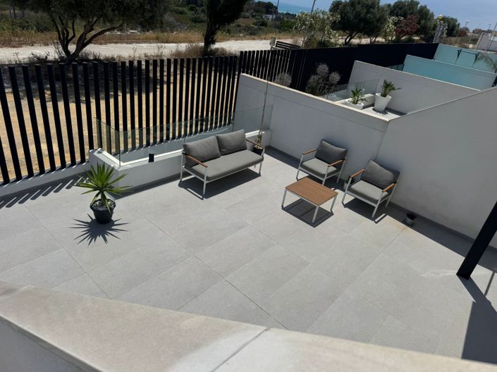 Image No.27-4 Bed Villa for sale