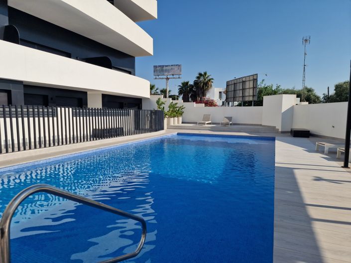 Image No.32-4 Bed Villa for sale