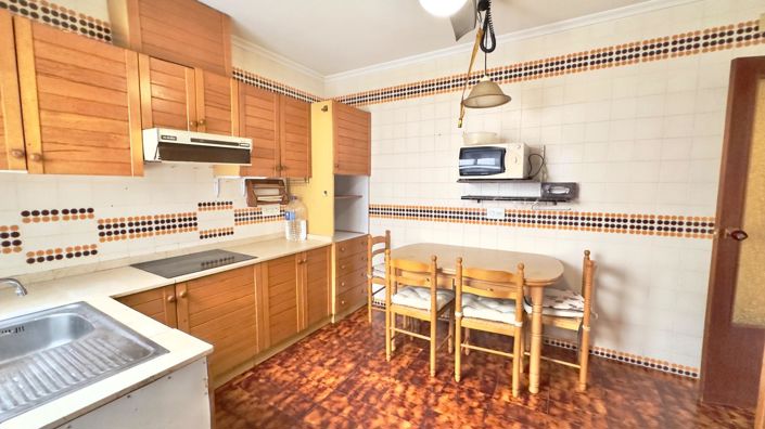 Image No.21-3 Bed Apartment for sale