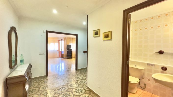 Image No.23-3 Bed Apartment for sale
