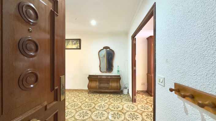 Image No.24-3 Bed Apartment for sale