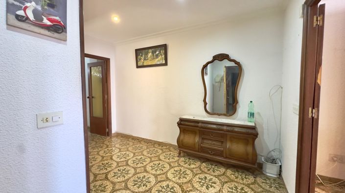 Image No.25-3 Bed Apartment for sale