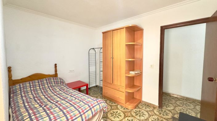 Image No.28-3 Bed Apartment for sale