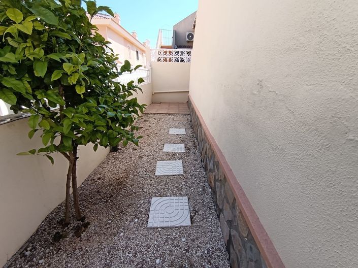 Image No.23-3 Bed House for sale