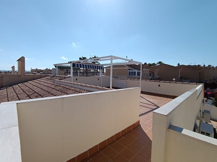 Image No.31-3 Bed House for sale