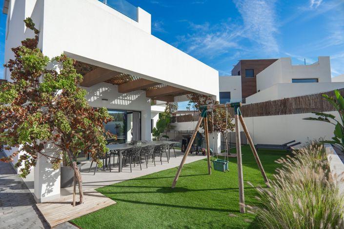 Image No.32-4 Bed Villa for sale