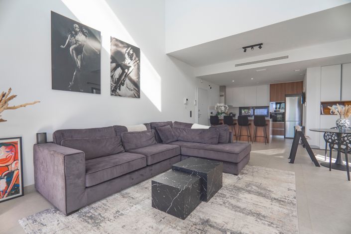 Image No.4-4 Bed Villa for sale