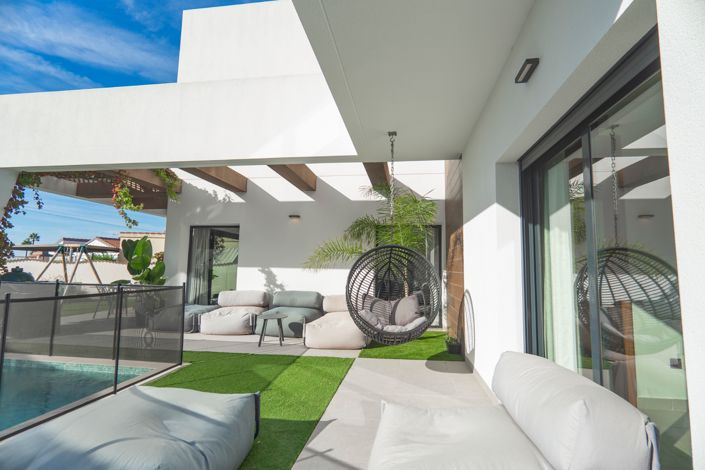 Image No.40-4 Bed Villa for sale