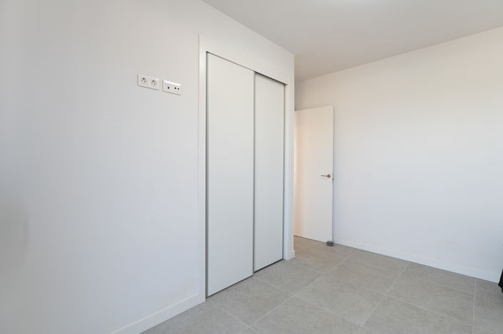 Image No.14-3 Bed Apartment for sale