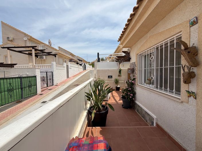 Image No.32-2 Bed Villa for sale