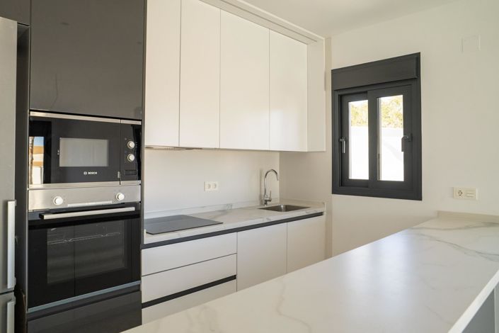 Image No.11-3 Bed Villa for sale