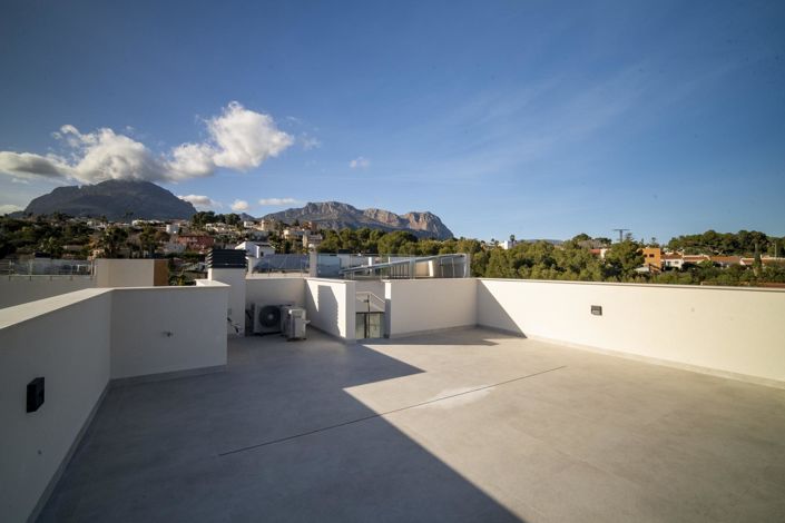 Image No.25-3 Bed Villa for sale