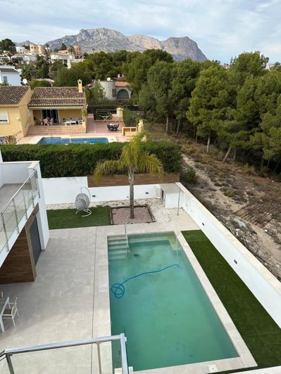 Image No.35-3 Bed Villa for sale
