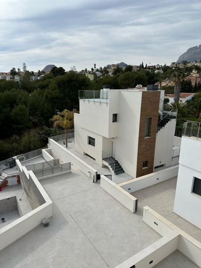 Image No.36-3 Bed Villa for sale