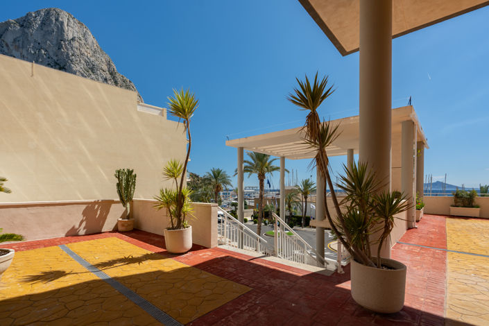 Image No.19-5 Bed Apartment for sale