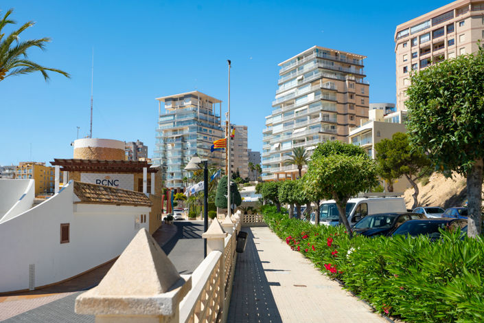 Image No.25-5 Bed Apartment for sale