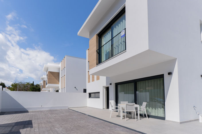 Image No.3-3 Bed Villa for sale