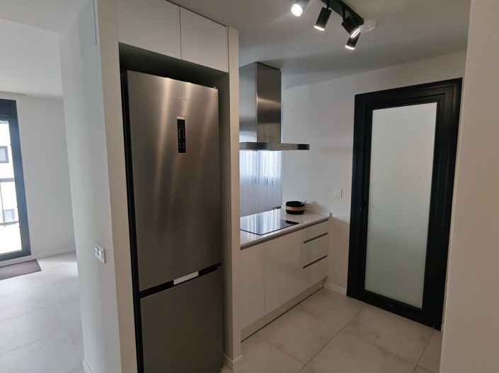 Image No.10-3 Bed Apartment for sale