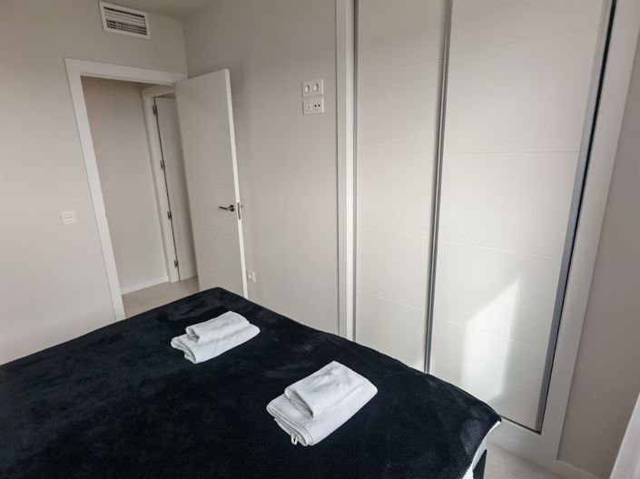Image No.15-3 Bed Apartment for sale