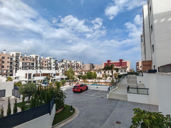 Image No.31-3 Bed Apartment for sale