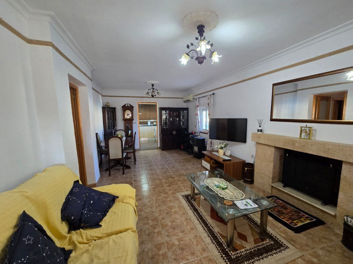 Image No.5-Villa de 3 chambres à vendre à Sax