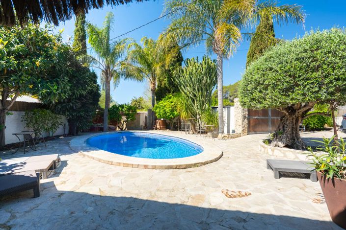 Image No.32-4 Bed Villa for sale