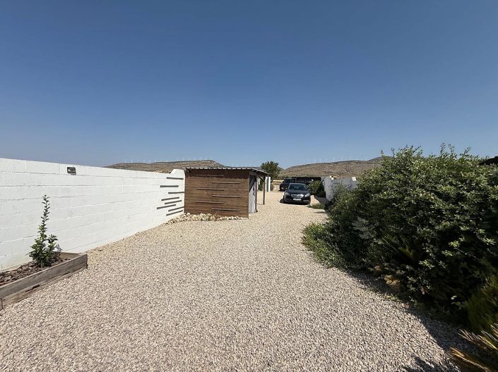 Image No.19-3 Bed Villa for sale