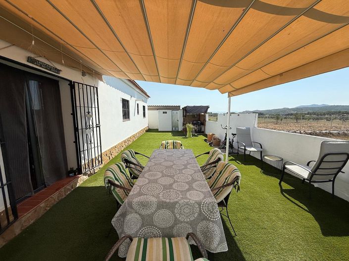 Image No.39-3 Bed Villa for sale