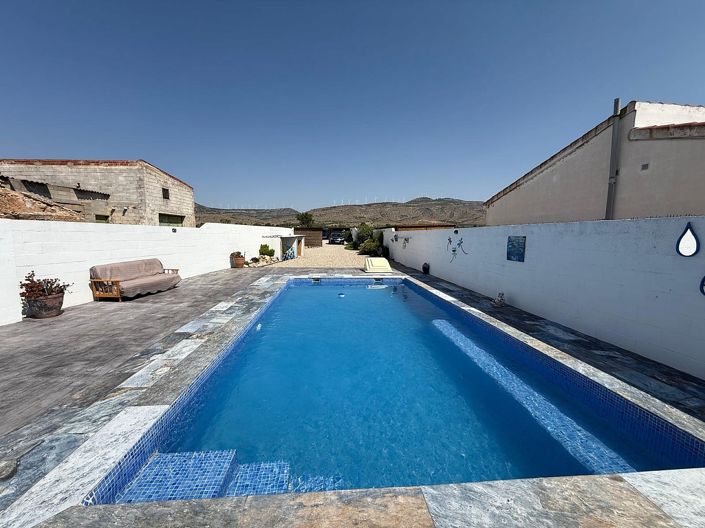 Image No.6-3 Bed Villa for sale