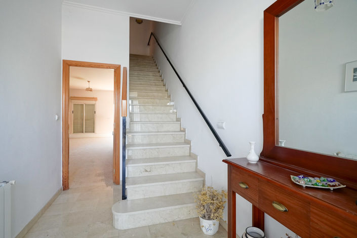 Image No.3-3 Bed Townhouse for sale