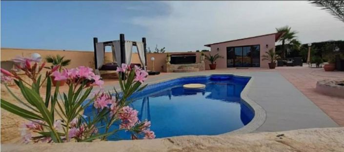 Image No.49-Villa de 5 chambres à vendre à Pinoso
