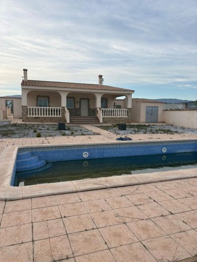 Image No.2-Villa de 3 chambres à vendre à Monóvar