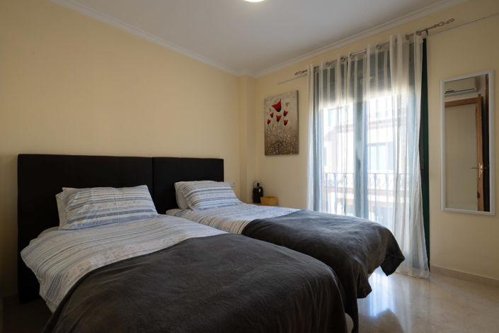 Image No.33-3 Bed Apartment for sale