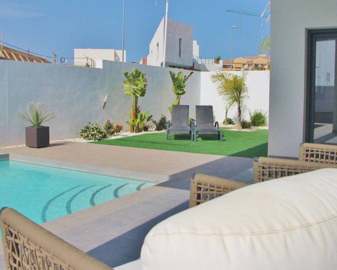 Image No.30-3 Bed Villa for sale