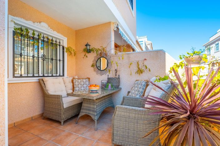 Image No.9-2 Bed Duplex for sale