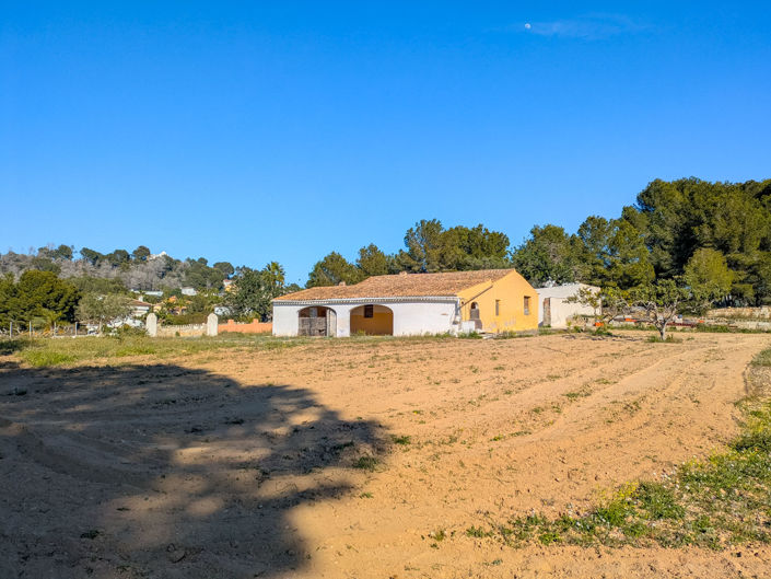 Image No.10-Villa for sale