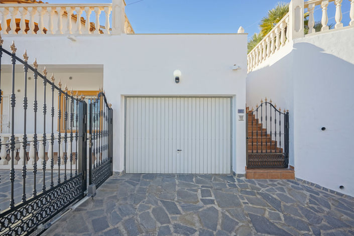 Image No.44-4 Bed Villa for sale