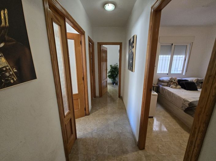 Image No.19-3 Bed Apartment for sale