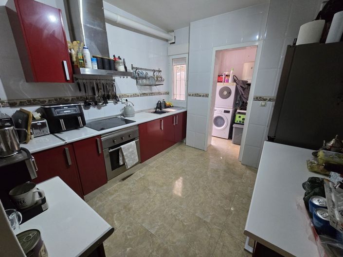 Image No.23-3 Bed Apartment for sale
