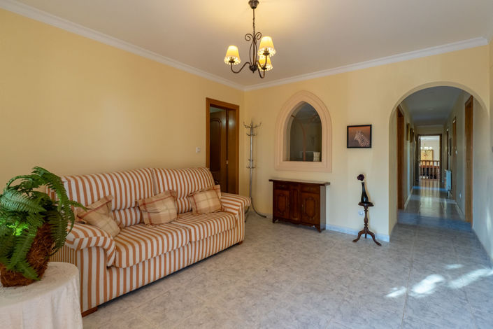Image No.7-3 Bed Villa for sale